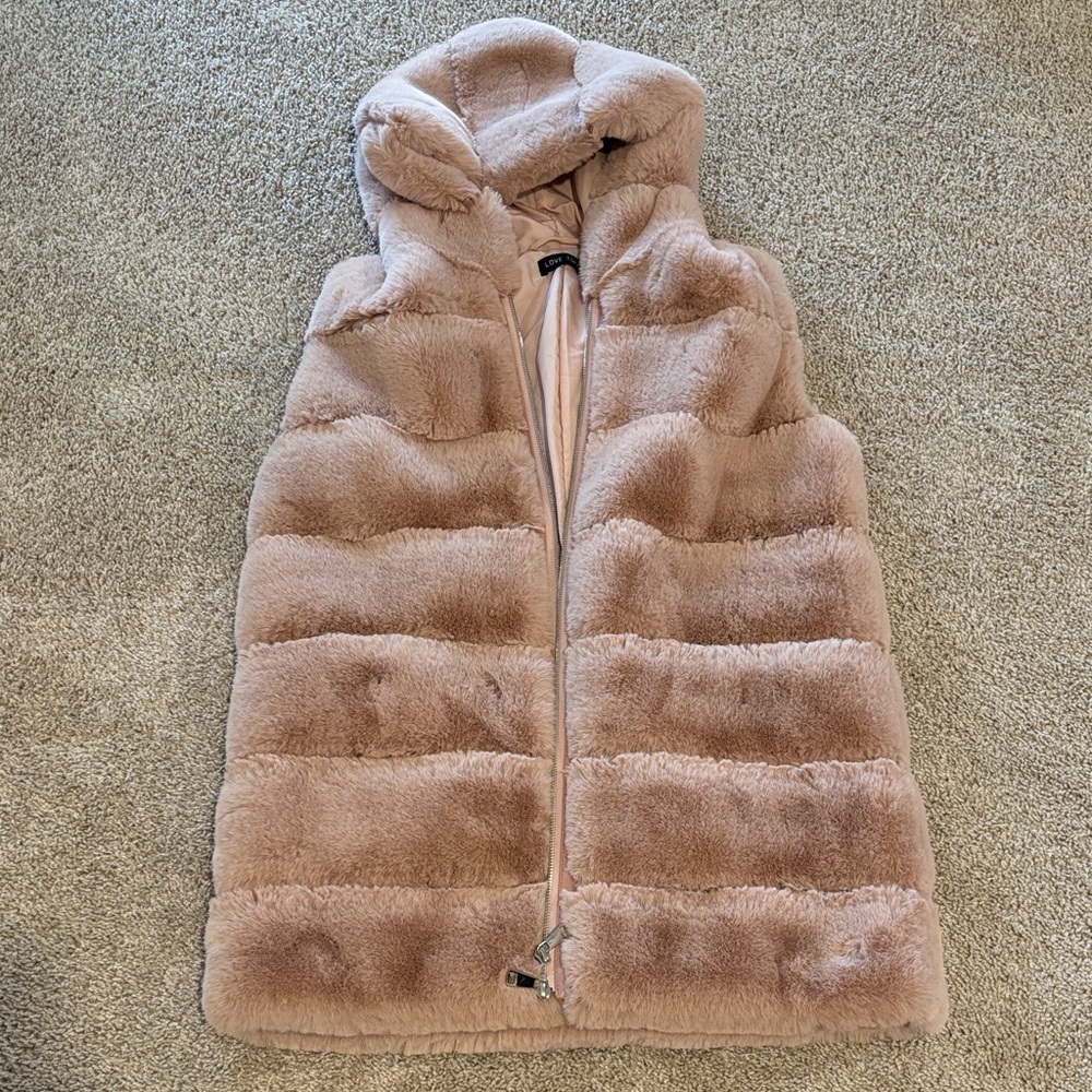 Plush Hooded Vest in Soft Pink